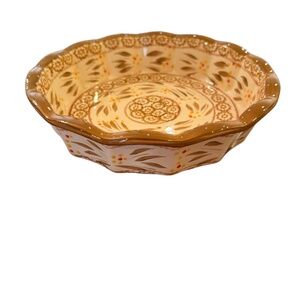 Temp-Tations by Tara Presentable 10” Pie/Quiche Baking Ceramic Dish with Lid